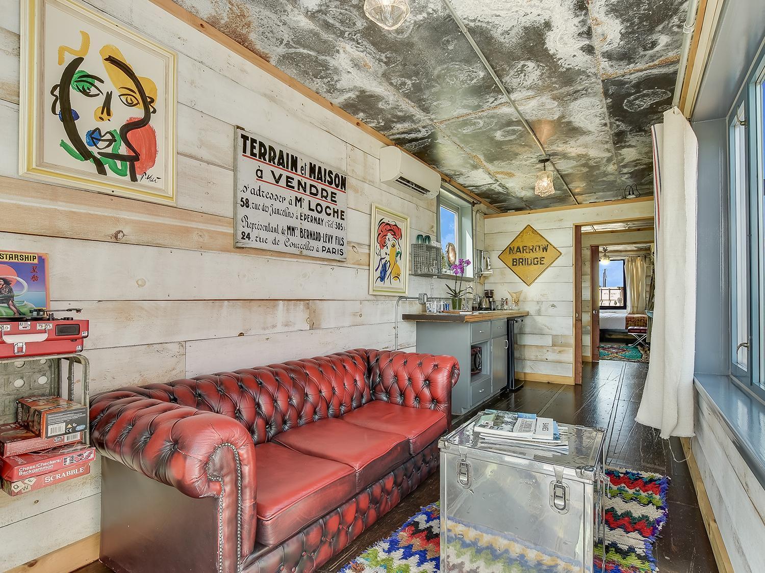 Flophouze Shipping Container Hotel Round Top Quarto foto